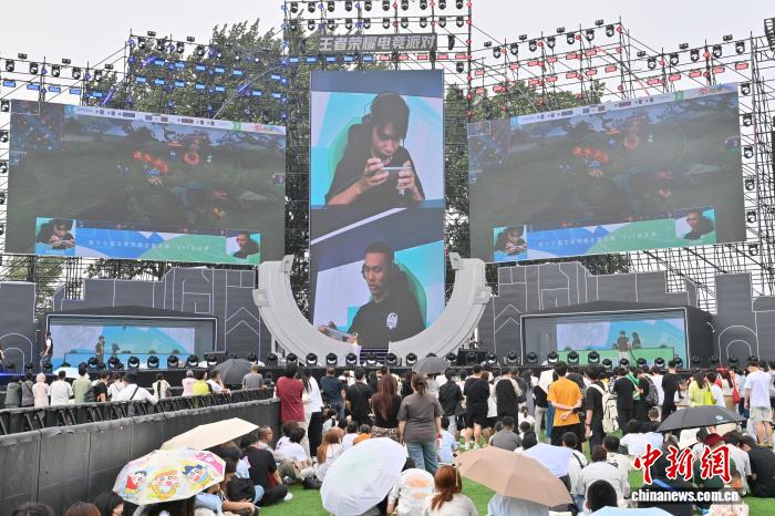 纵观五大联赛，挑战激情与荣耀 - 九游